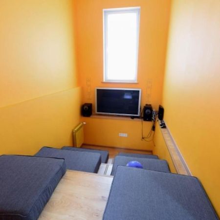 Friday Hostel Odessa Ngoại thất bức ảnh