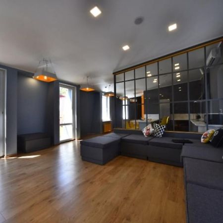 Friday Hostel Odessa Ngoại thất bức ảnh