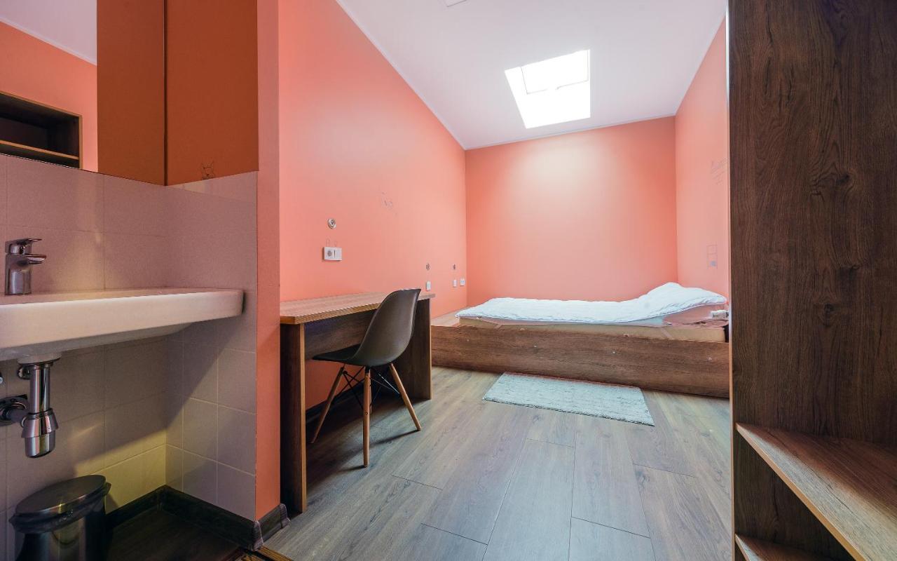 Friday Hostel Odessa Ngoại thất bức ảnh