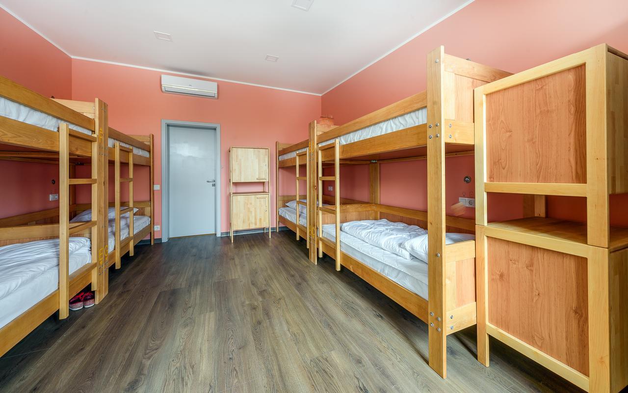 Friday Hostel Odessa Ngoại thất bức ảnh