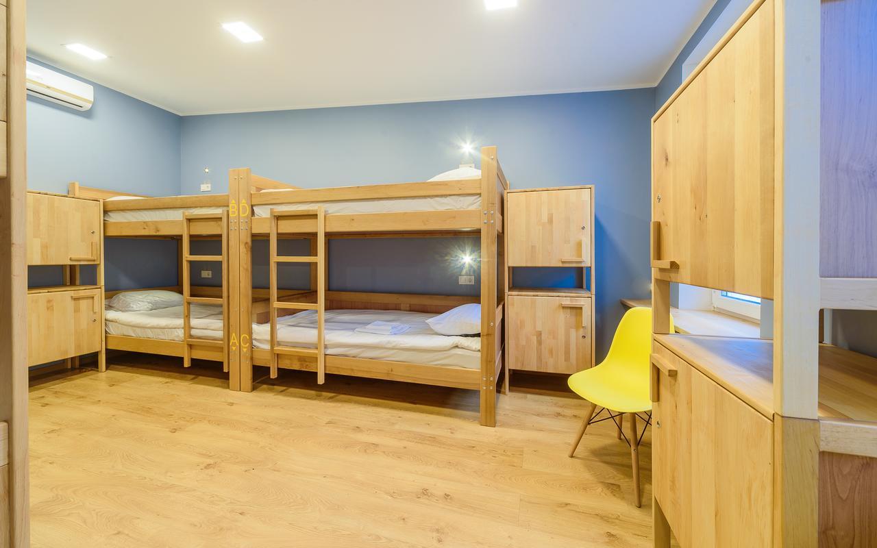 Friday Hostel Odessa Ngoại thất bức ảnh