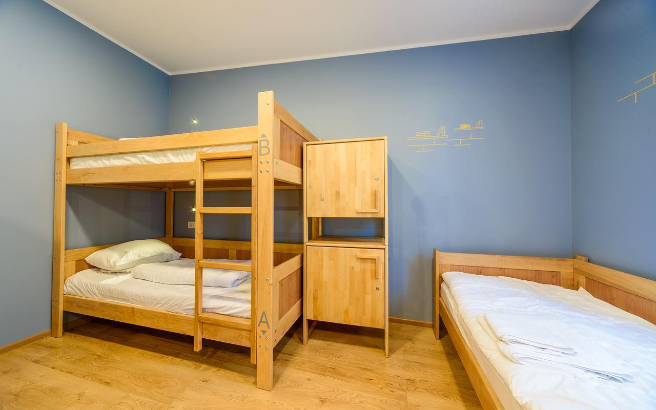 Friday Hostel Odessa Ngoại thất bức ảnh