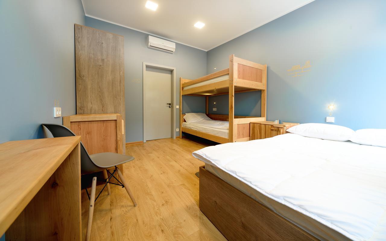 Friday Hostel Odessa Ngoại thất bức ảnh
