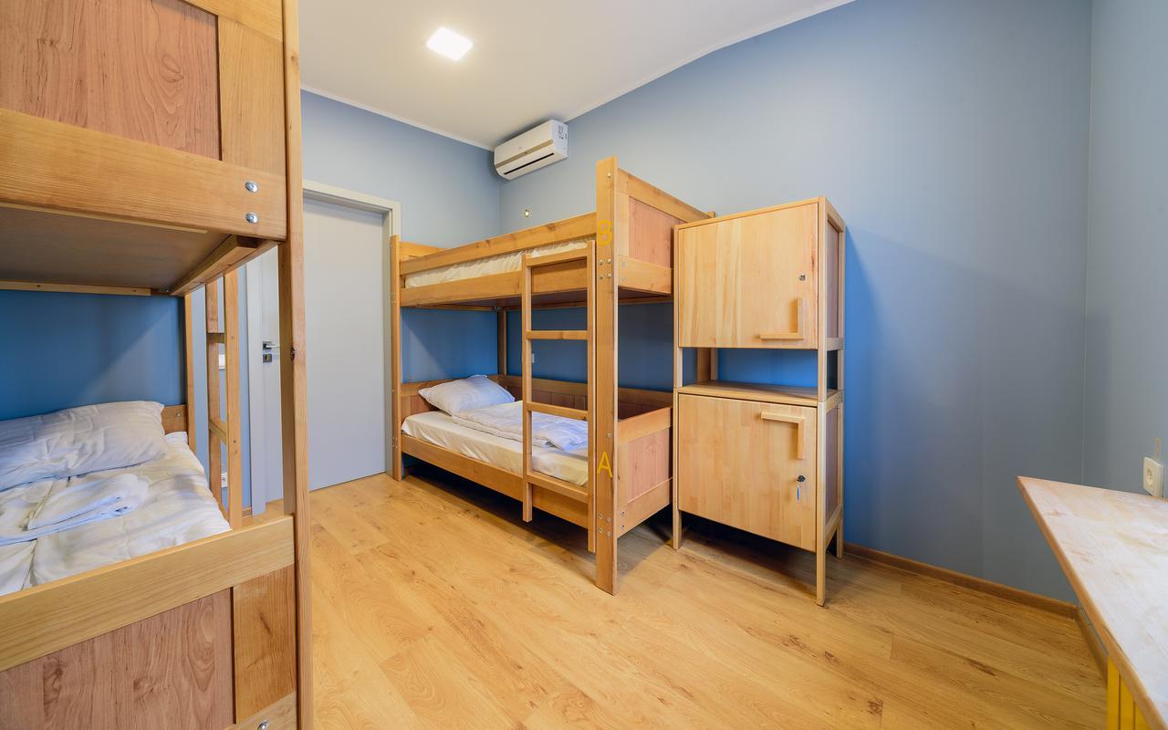 Friday Hostel Odessa Ngoại thất bức ảnh